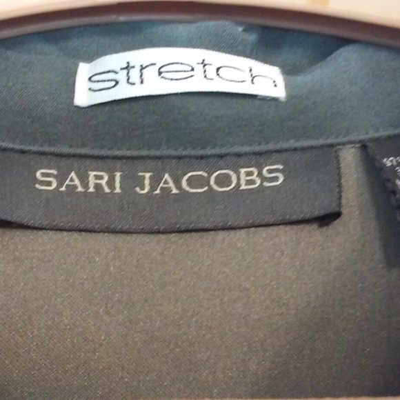 Women's Jacobs Slacks and Jacket Set - Picture 4 of 4